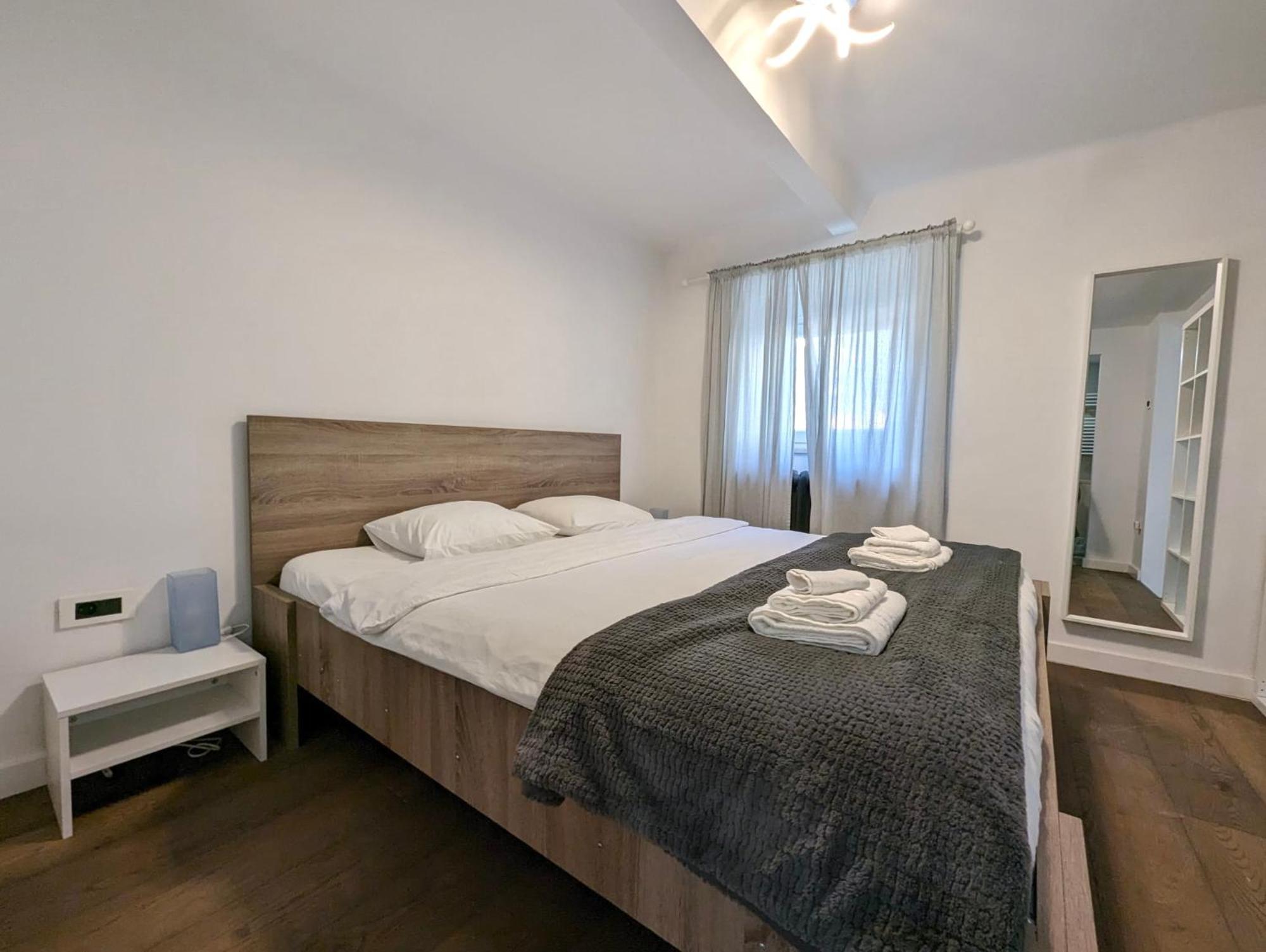 Fantabulous Downtown Abode W King Bed, 65" Tv, Washer And Tumble Dryer Zagreb Exterior foto